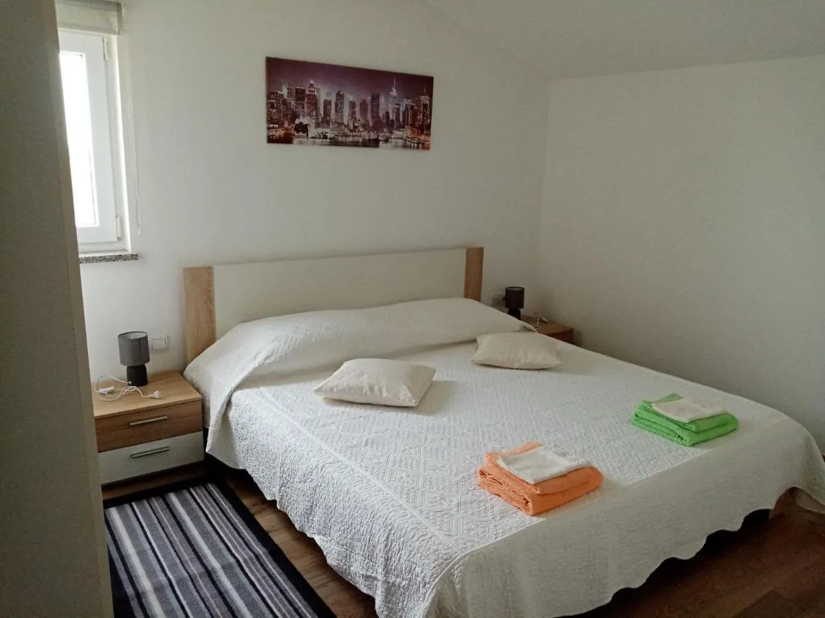 Apartment Sofija Galizana 0*,  Croatia